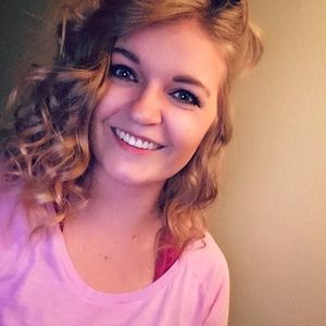 Meet your Posher, Leah